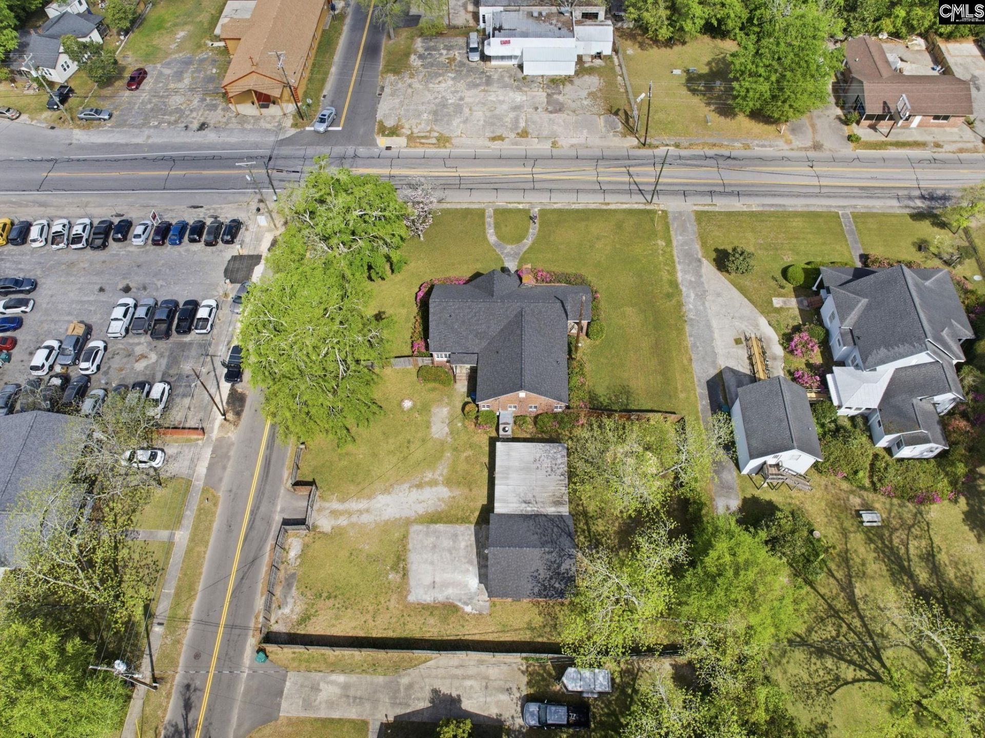 570 W Columbia Avenue  Photo 48
