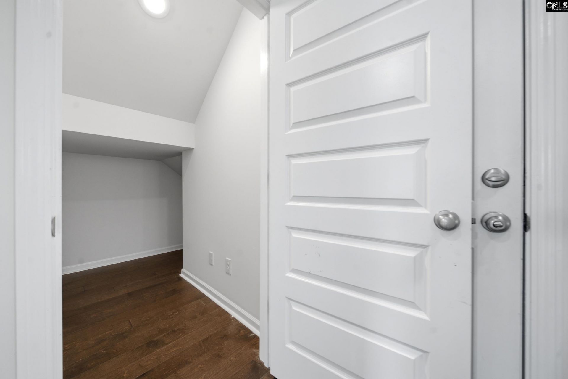 104 Wynfair Court  Photo 18