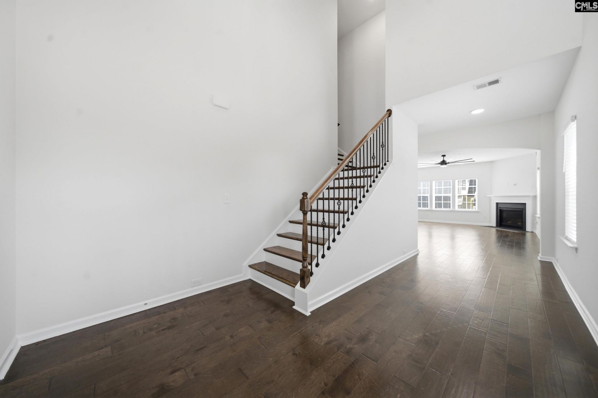 104 Wynfair Court  Photo 4