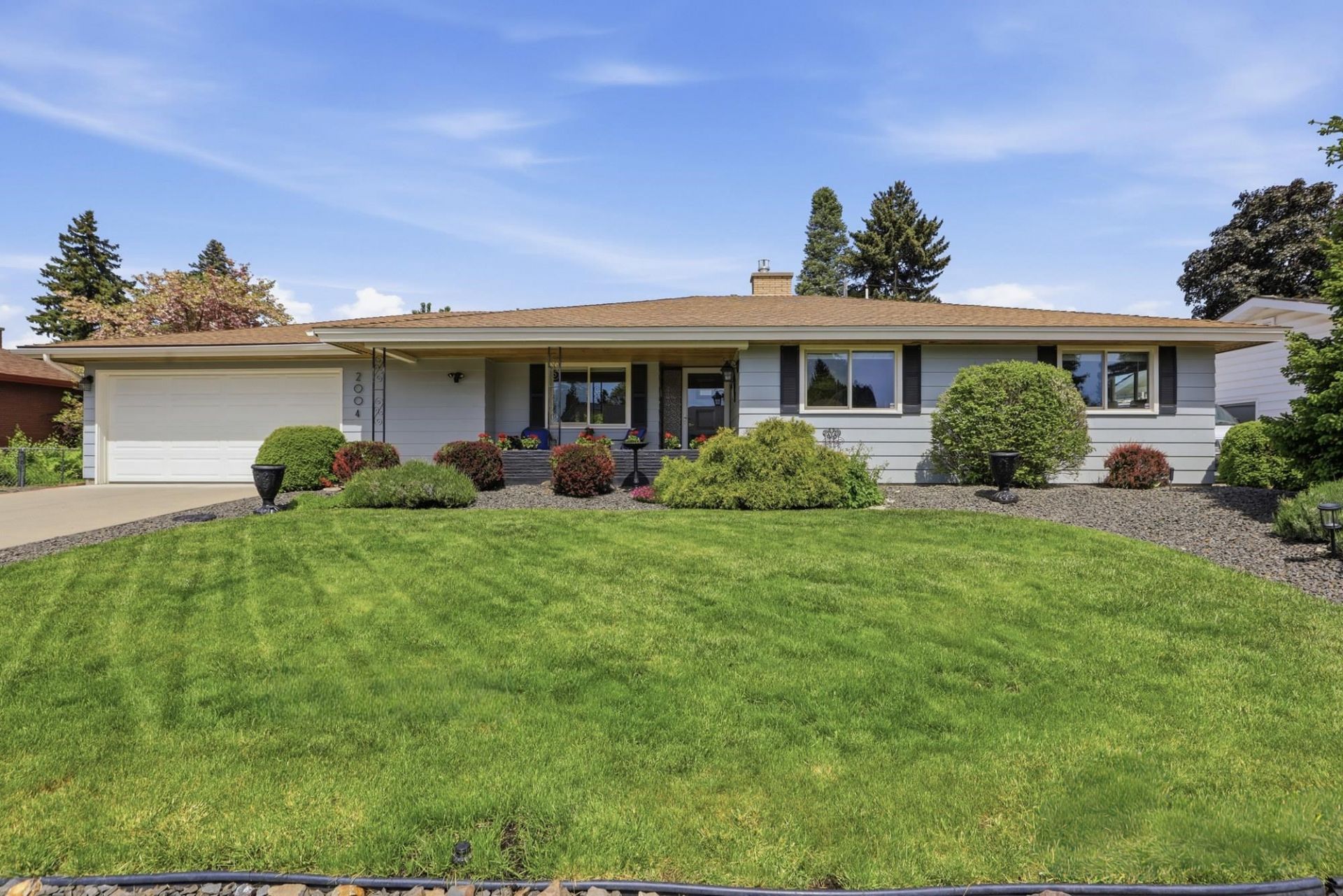 2004 W Courtland Ave, Spokane, WA 99205 Main Photo