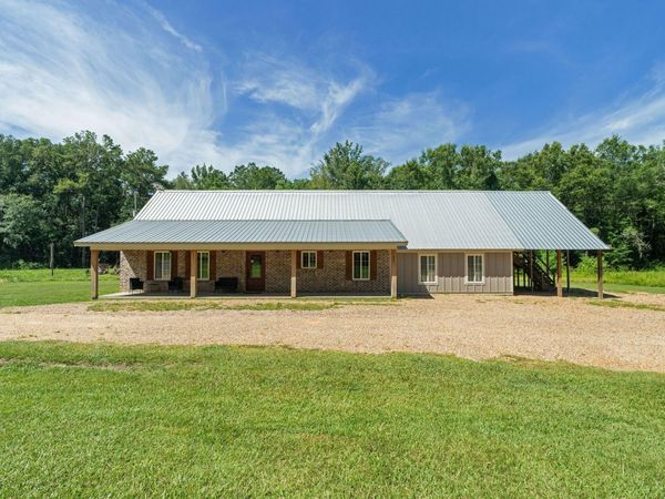 670 Oakdale Church Rd., Seminary, MS 39479