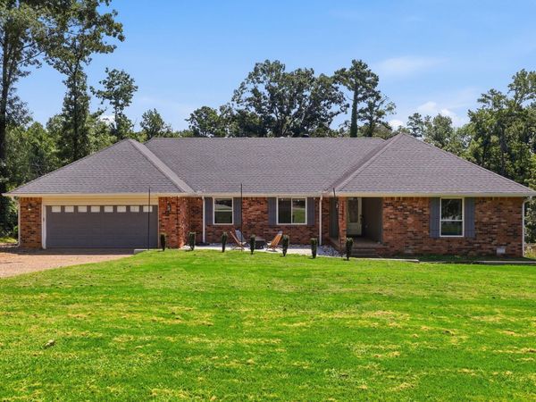 12815 Saint Charles Boulevard, Little Rock, AR 72211