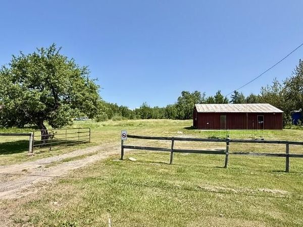 2879 Ashmun ST, Sault Ste Marie, MI 49783