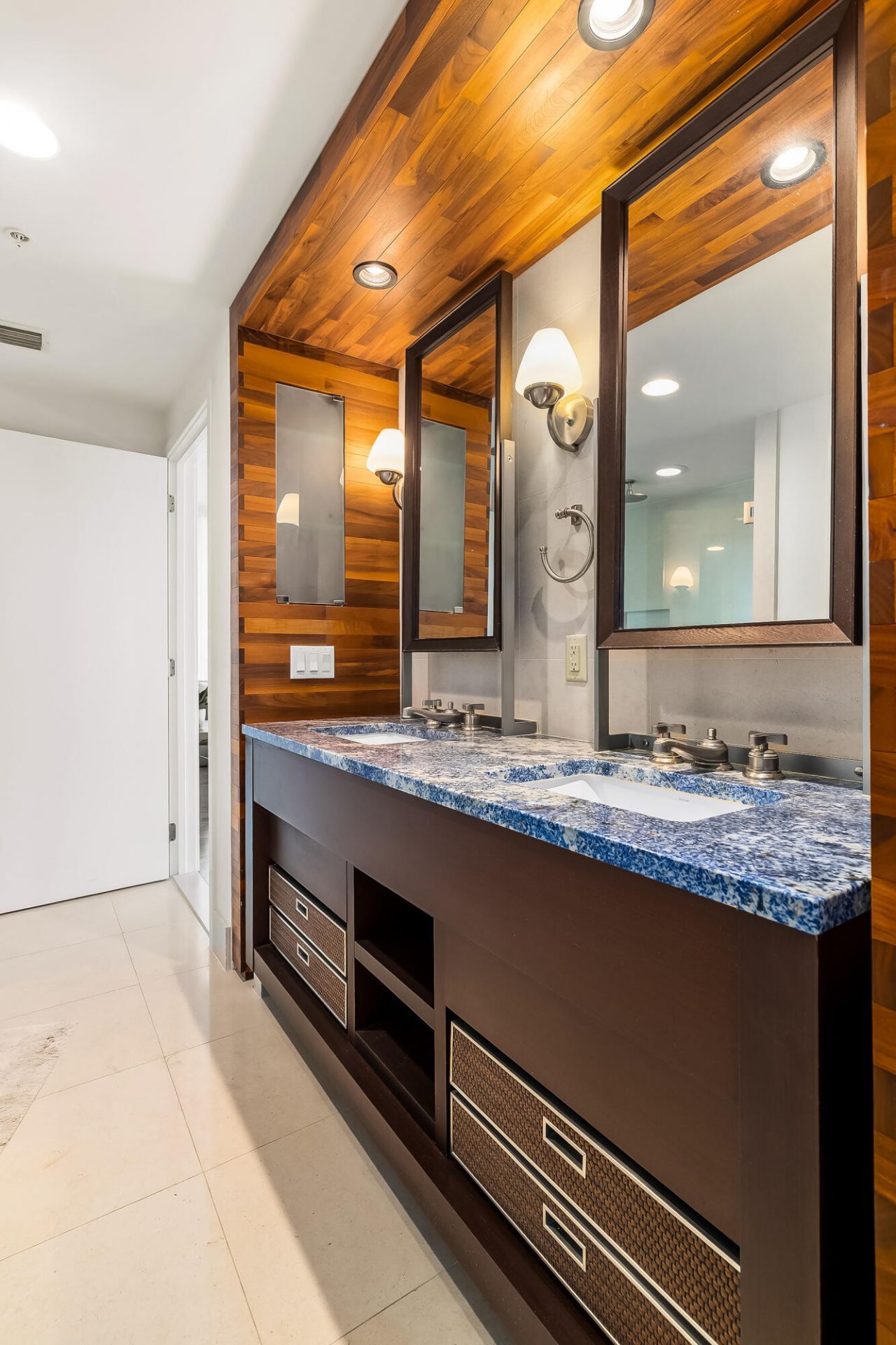 6899 Collins Avenue, Unit 1409, Miami Beach, FL 33141 Photo