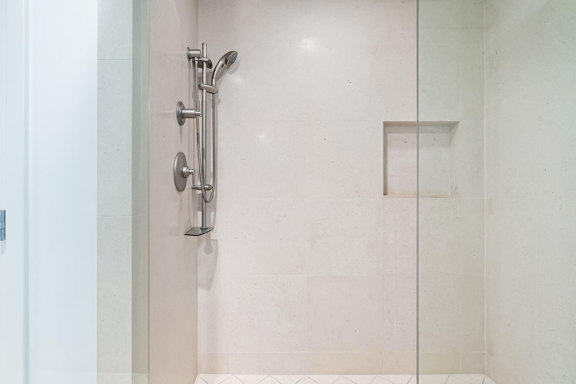 6899 Collins Avenue, Unit 1409, Miami Beach, FL 33141 Photo