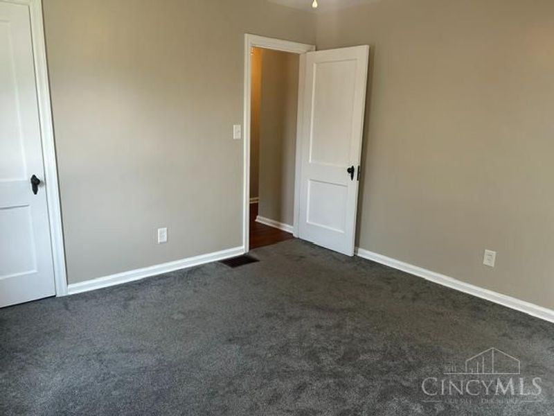 4214 Kugler Mill Road, Cincinnati, OH 45236 Photo 11