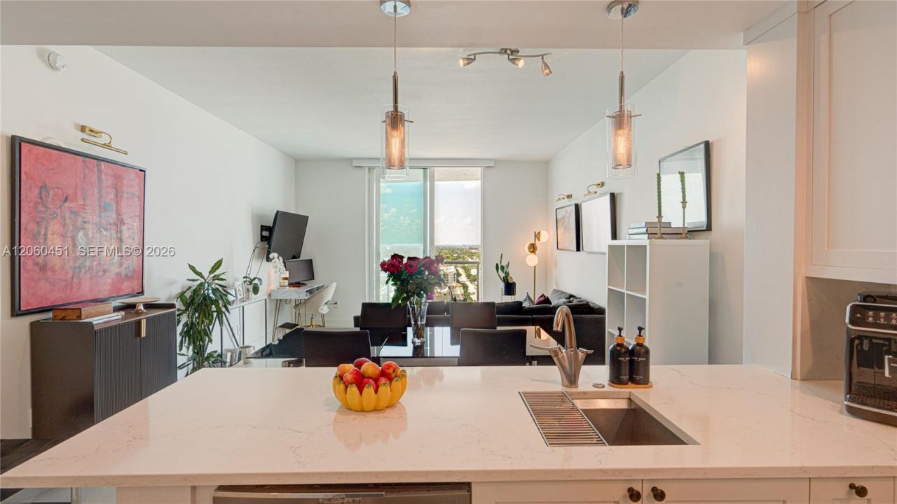 315 NE 3rd Ave, Unit 1908, Fort Lauderdale, FL 33301 Photo