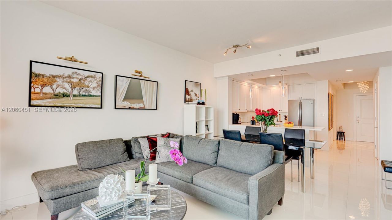 315 NE 3rd Ave, Unit 1908, Fort Lauderdale, FL 33301 Photo