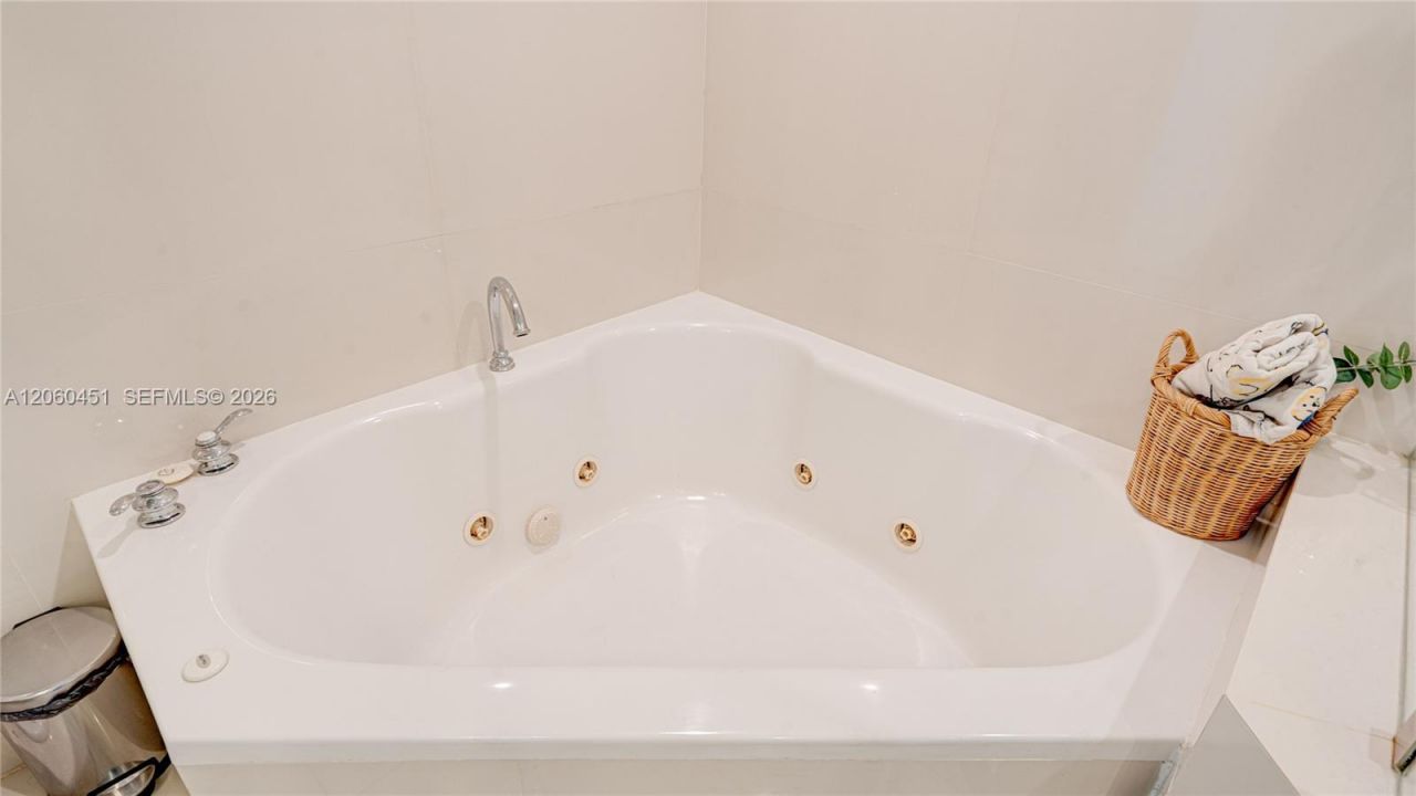 315 NE 3rd Ave, Unit 1908, Fort Lauderdale, FL 33301 Photo