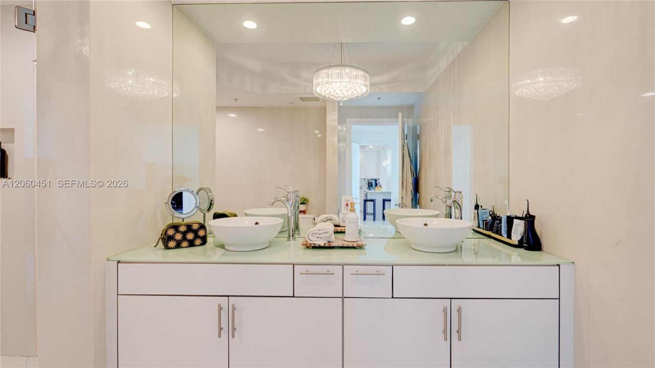 315 NE 3rd Ave, Unit 1908, Fort Lauderdale, FL 33301 Photo