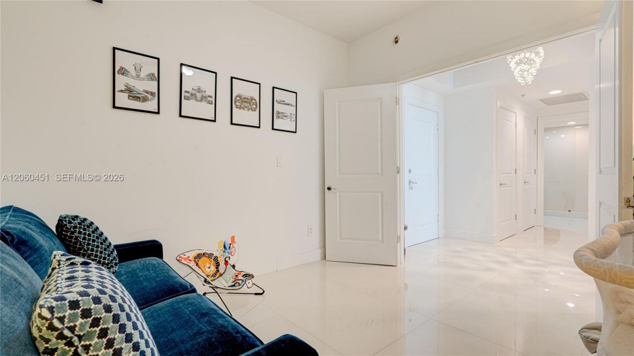315 NE 3rd Ave, Unit 1908, Fort Lauderdale, FL 33301 Photo