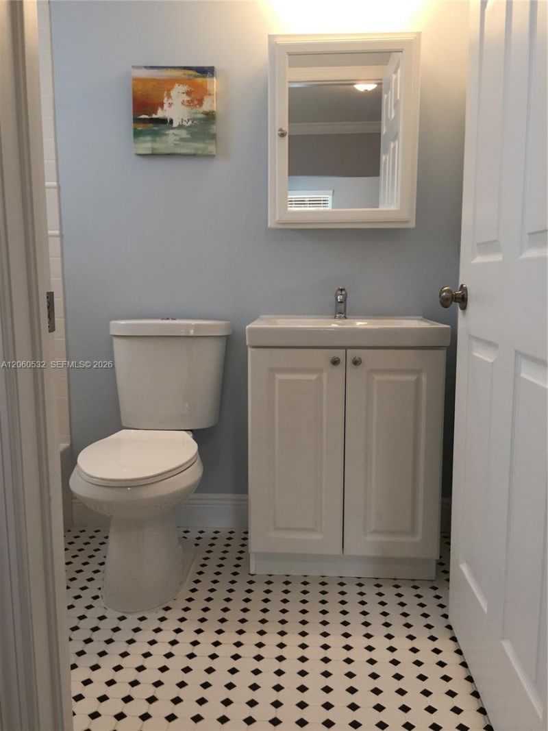 53 NE 49th St, Unit 5A, Miami, FL 33137 Photo