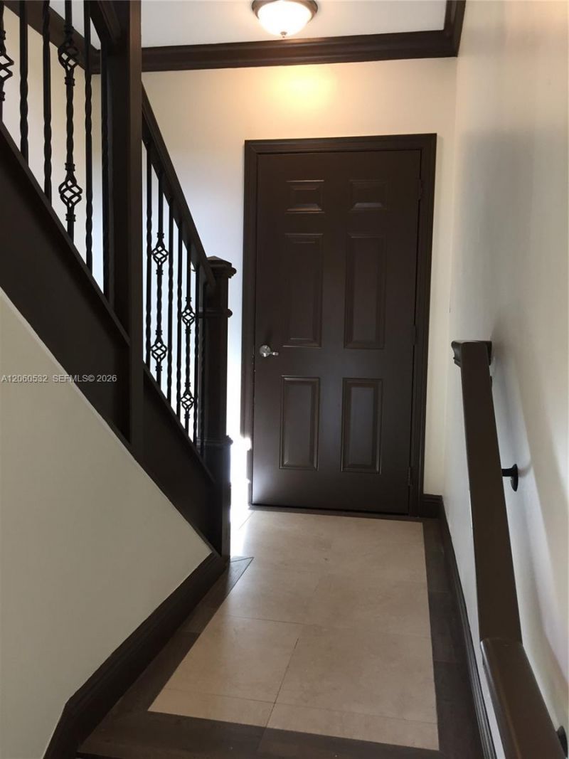 53 NE 49th St, Unit 5A, Miami, FL 33137 Photo