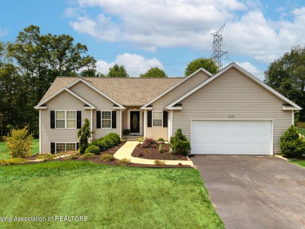 9487 Bear Cub Court Ne, Rockford, MI 49341