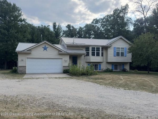 8980 E 56th Street, Newaygo, MI 49337
