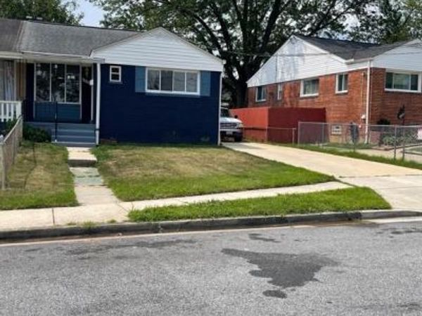 6915 FREEPORT STREET , HYATTSVILLE, MD 20784