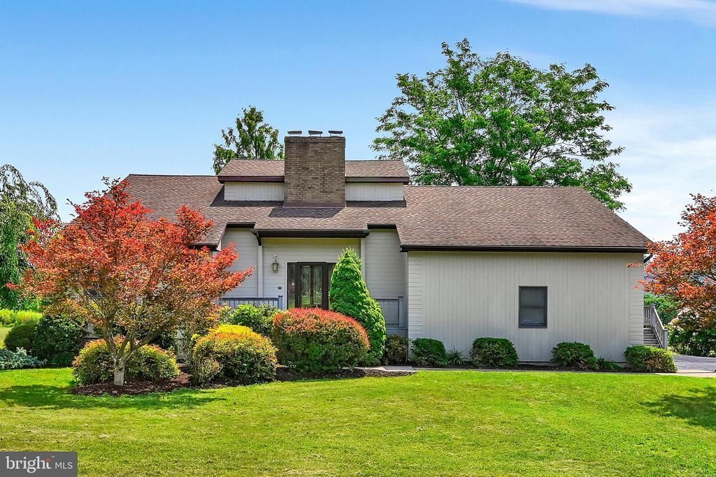 41 KENNEDY DRIVE , DRUMS, PA 18222