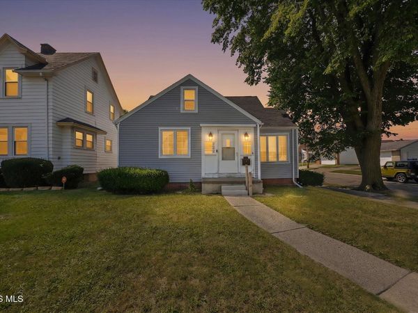 262 Majestic Drive, Toledo, OH 43608