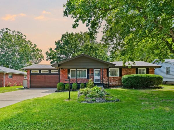2260 S Barcliff Avenue , Springfield, MO 65804