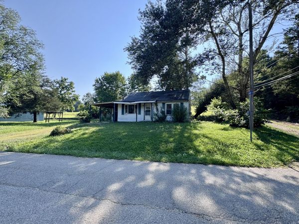 1019 Chestnut Avenue , Cabool, MO 65689