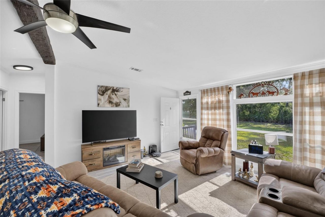 15680 SE 171st Lane, Weirsdale, FL 32195 Photo