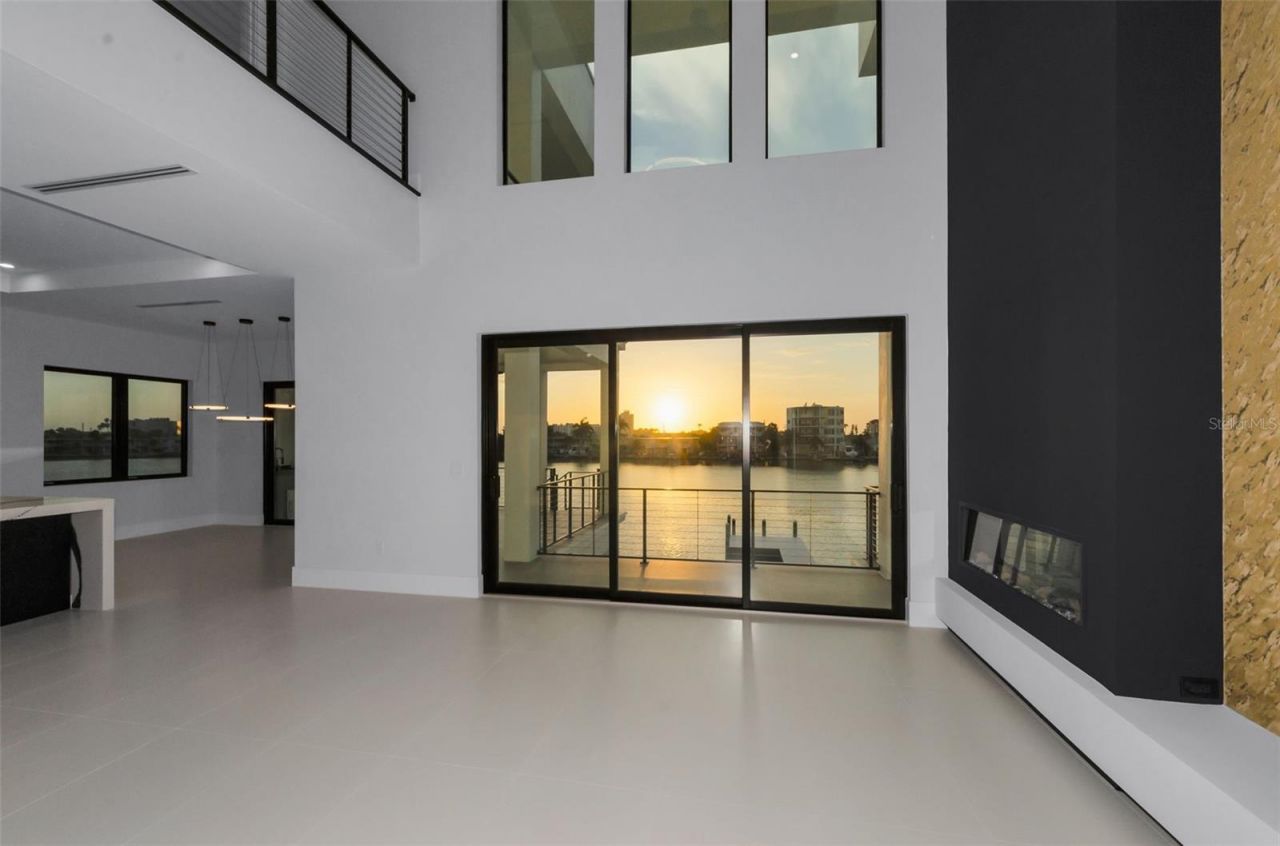 43 Dolphin Drive, Treasure Island, FL 33706 Photo