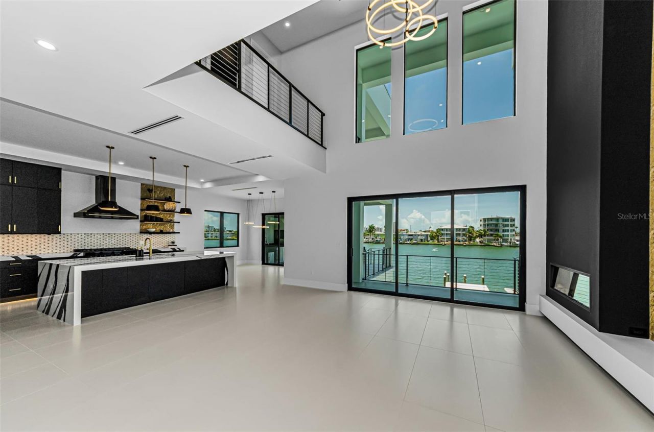 43 Dolphin Drive, Treasure Island, FL 33706 Photo