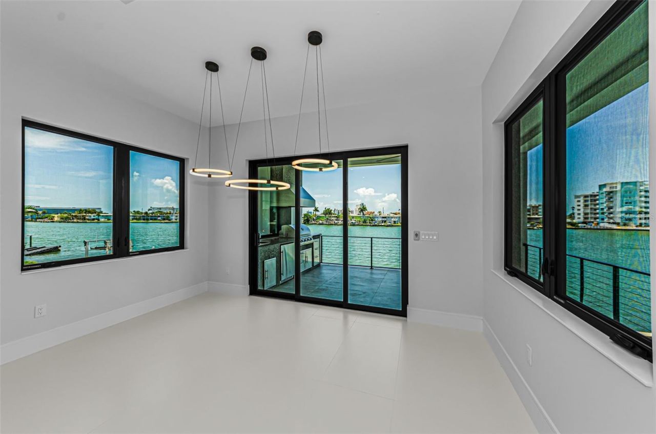43 Dolphin Drive, Treasure Island, FL 33706 Photo