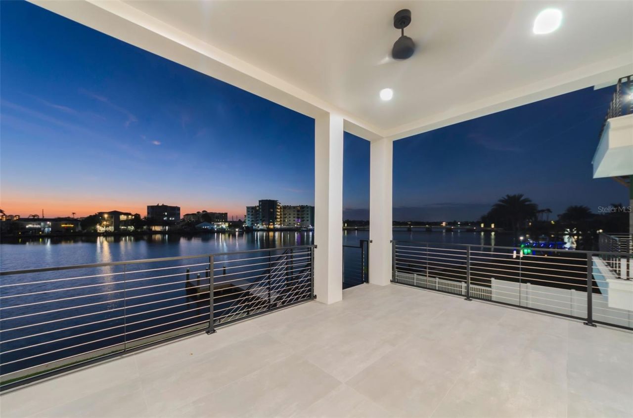 43 Dolphin Drive, Treasure Island, FL 33706 Photo