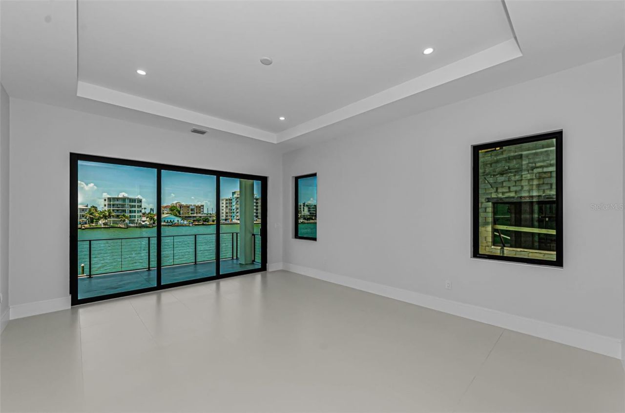 43 Dolphin Drive, Treasure Island, FL 33706 Photo