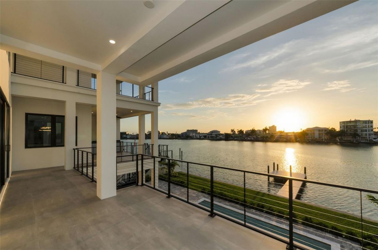 43 Dolphin Drive, Treasure Island, FL 33706 Photo