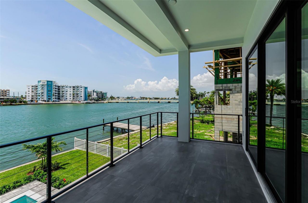 43 Dolphin Drive, Treasure Island, FL 33706 Photo
