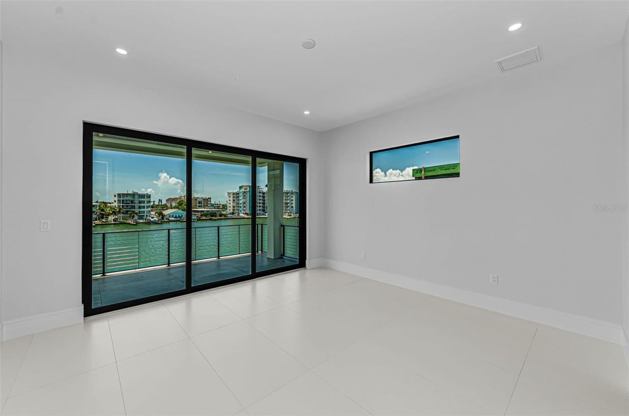 43 Dolphin Drive, Treasure Island, FL 33706 Photo