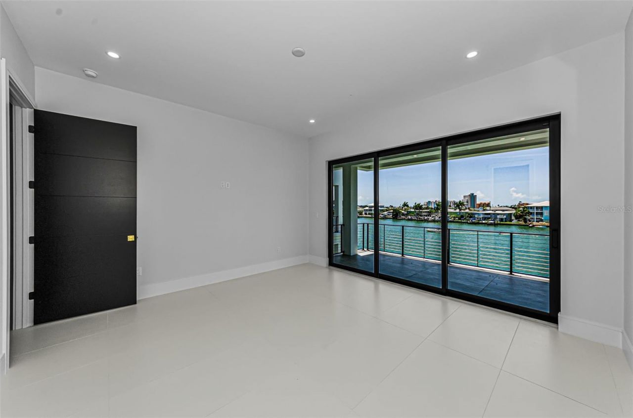 43 Dolphin Drive, Treasure Island, FL 33706 Photo