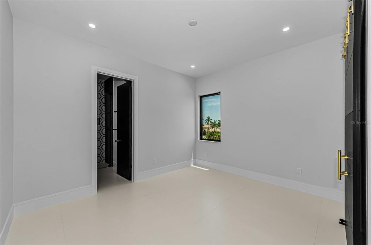 43 Dolphin Drive, Treasure Island, FL 33706 Photo