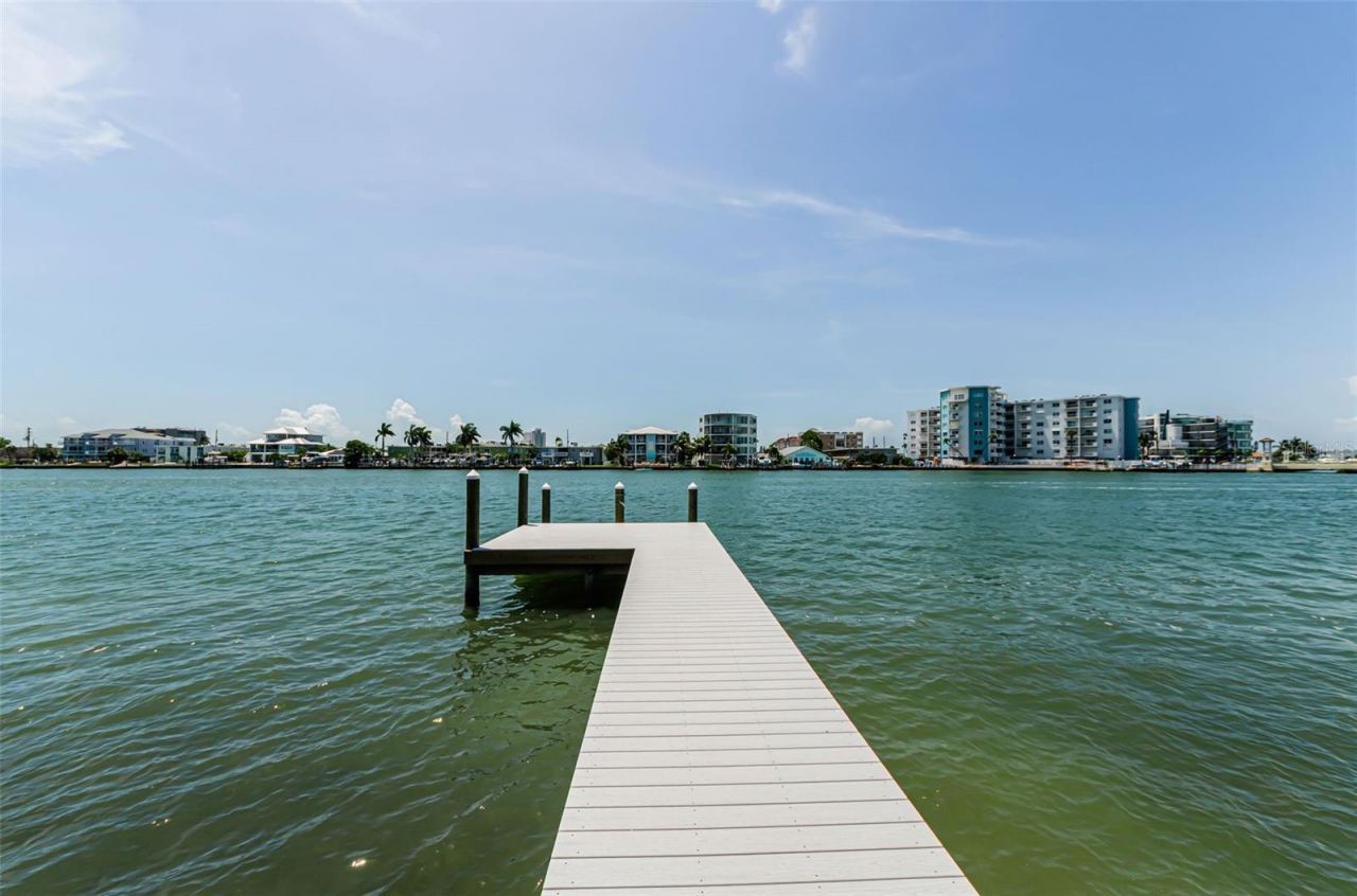 43 Dolphin Drive, Treasure Island, FL 33706 Photo
