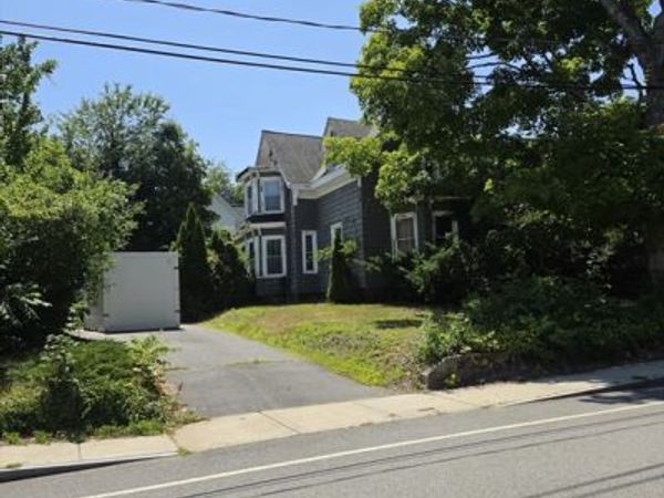58 Stetson St, Bridgewater, MA 02324