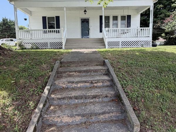 612 S Tellico St, Madisonville, TN 37354