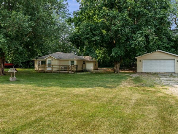 2010 New Milford School Road, ROCKFORD, IL 61109