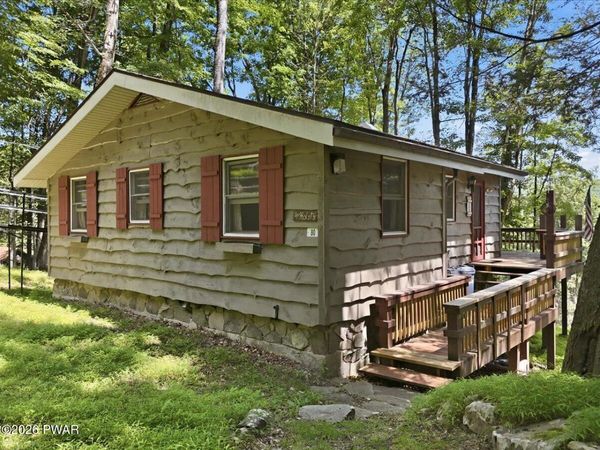 80 Deerfoot Road , Lake Ariel, PA 18436