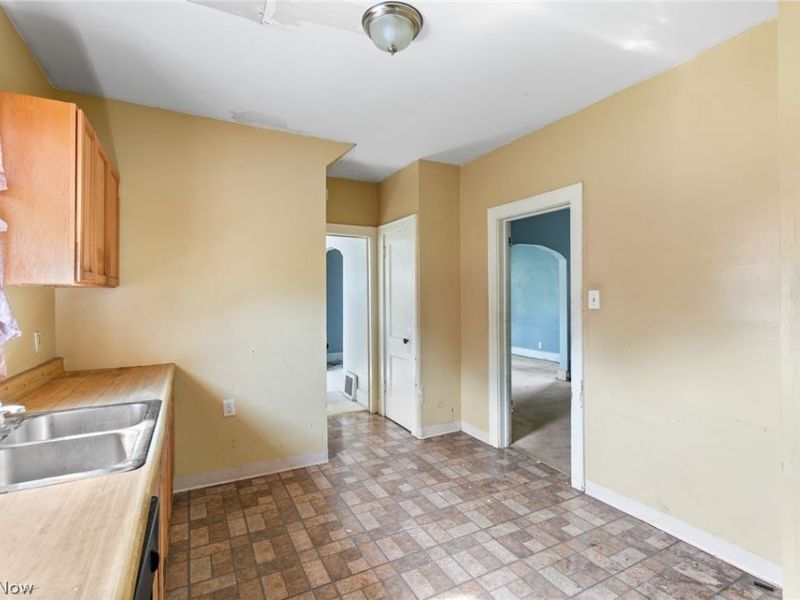 2203 5th Street NE, Canton, OH 44704 Photo 14