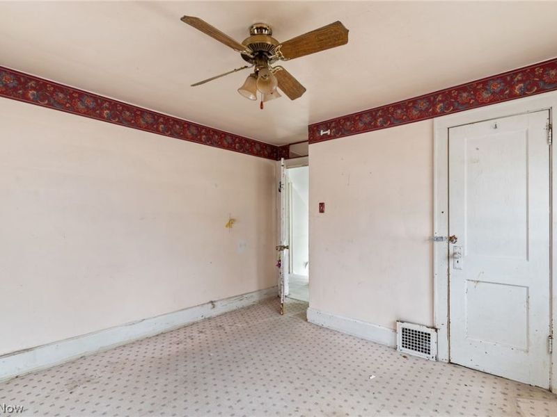 2203 5th Street NE, Canton, OH 44704 Photo 21