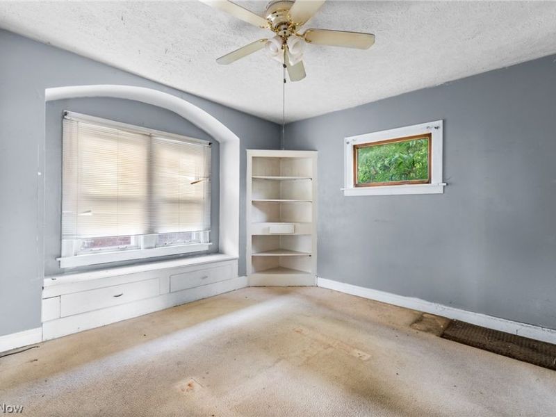 2203 5th Street NE, Canton, OH 44704 Photo 9