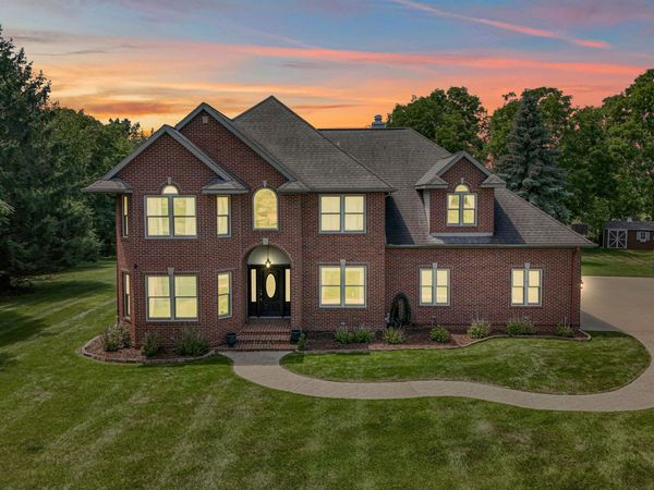 1230 Meadow Lane, Hillsdale, MI 49242