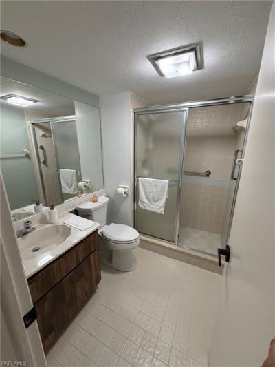 576 Retreat Dr, Unit 201, Naples, FL 34110 Photo