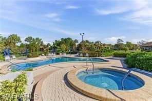 576 Retreat Dr, Unit 201, Naples, FL 34110 Photo