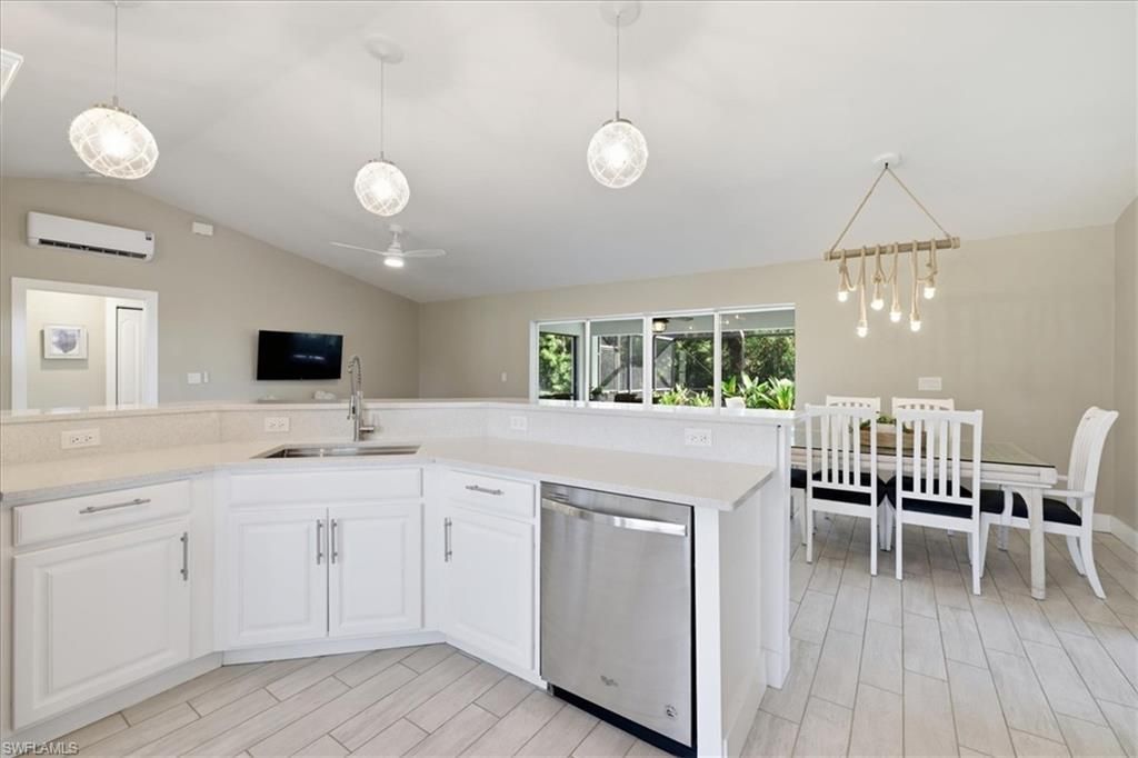 5748 Linden Ln , Bokeelia, FL 33922 Photo