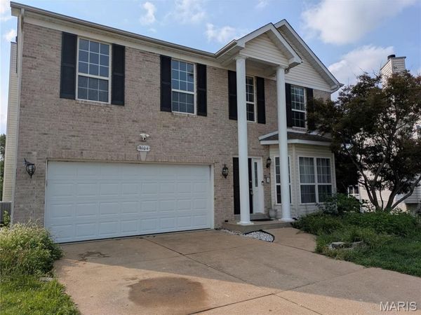 9104 Cedarberry Circle, St Louis, MO 63123