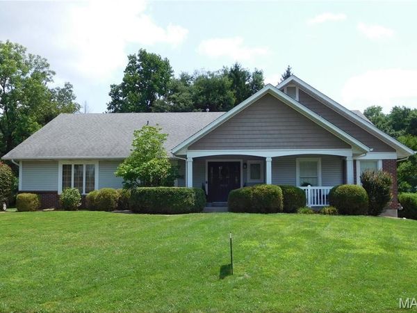 32 Kensington Place Court , St Charles, MO 63304