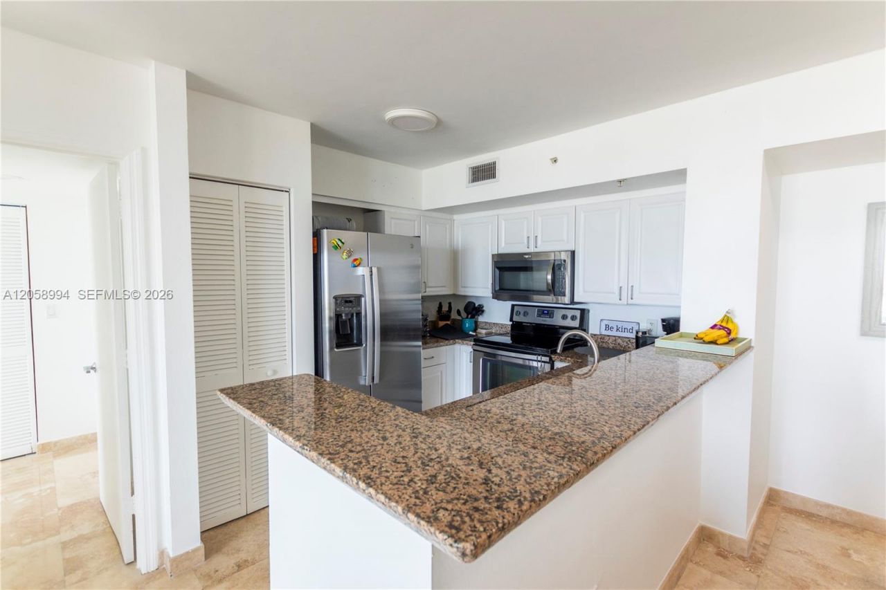 90 Alton Rd , Unit 1409, Miami Beach, FL 33139 Photo